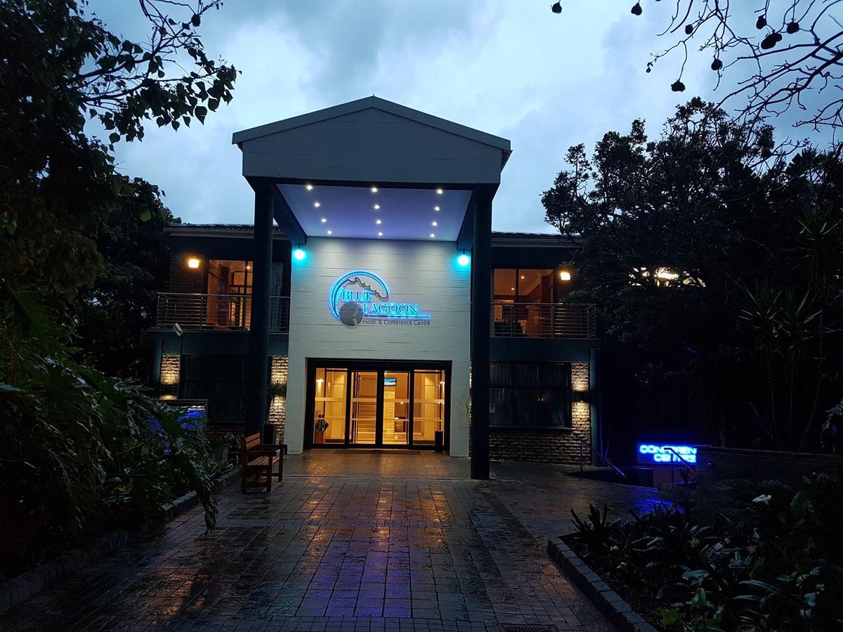 Blue Lagoon Hotel And Conference Centre East London Exterior foto